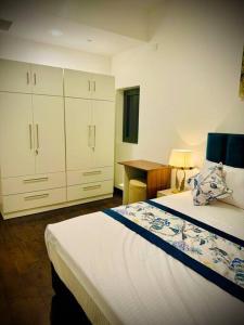 Luxury apartment in capital twinpeaks colombo