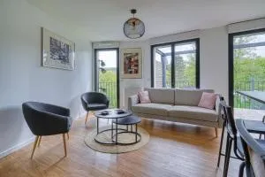 Appartement cosy lumieux- cadre verdoyant - 圣雷米·莱谢夫勒斯