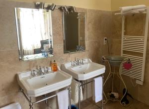 B&B / Chambres d'hotes Chateau de Valette : photos des chambres