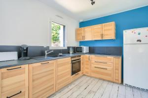 Maisons de vacances A 5 min de la plage - Maison 3 etoiles pour 6 : photos des chambres