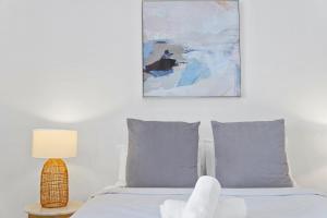 Burwood 1Br studio nearTrain StationShopping