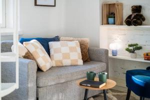 Central Lux Condo In Downtown