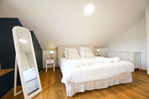 Maisons de vacances Les Rives Champenoises - Villa de charme et SPA : photos des chambres