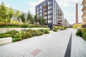 Luksusowe Studio w Łodzi z Biurkiem, Balkonem i Klimatyzatorem by Renters Prestige