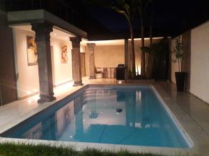 Villas Belle VILLA sur PESSAC , 6 chambres avec piscine, hammam et sauna : photos des chambres