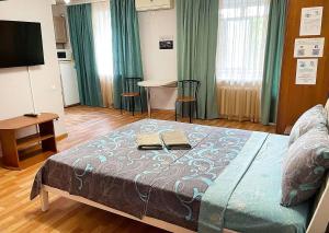 студия на пр.Пушкина 1