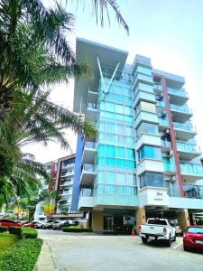 Апартаменты с видом на море на Карон Бич А 409