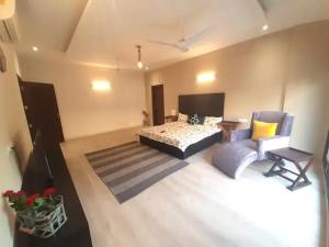 Namastey Homes 4 BHK Luxury Villa near Galleria Market ,Gurugram
