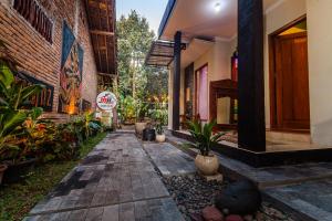 Morobudur Homestay