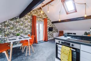 Apple Store - Mochdre Cottages