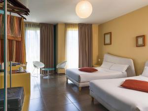 Superior Room with Two Double Beds