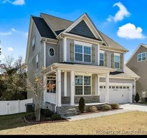 Large 3 Level Family Home - Lillington