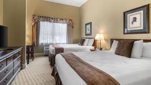 Superior Suite room in The Bethel Inn Resort