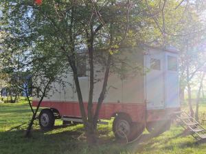 Alter Schaustellerwagen