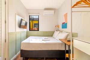 BBQ-Varanda-Netflix-Cozinha Completa-Piscina-AC