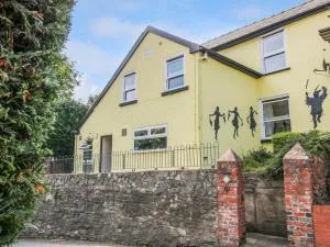 Old Bricklayer's Arms - Lydbury North