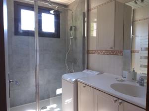 Grand F3 75m2 46 pers, jardin terrasse, top vue