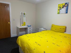 cozy room in the center of Bradford