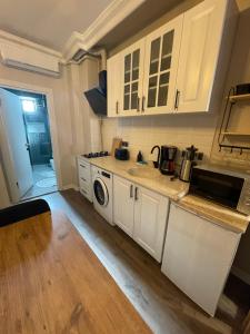 Golden Arrow Taksim 1