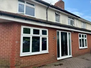 Stainless Guests house - Netherton