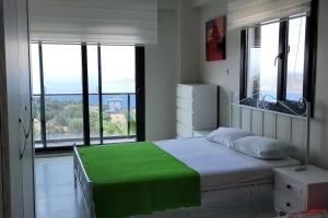 Villa with private pool and sea view