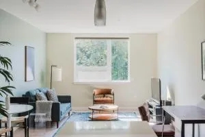 Blueground Newcastle gym pool pet area wd SEA-775 - Issaquah