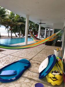 Cabañas Privadas en Playas del Francés con Piscina