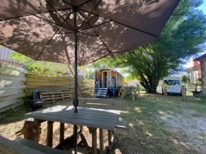 Roulotte 300 m de la Plage tout confort