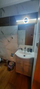 All Season Apartments