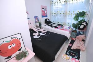 MysteryMonster Hostel