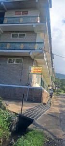 PC Kunj Kasauli hills Homestay Kanda-Gandhol