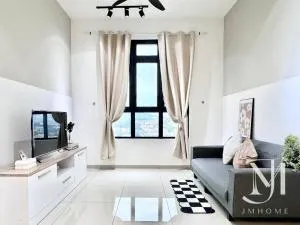 Parkland Batu11 2BR MRT Free Parking #22 - Kampong Perimbun