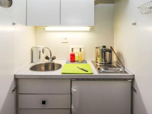 Apartment Rosablanche C66 by Interhome