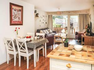 Apartment Dents Rousses E3 by Interhome