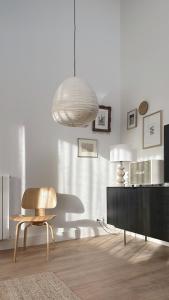 Luxury spacious private loft, between city & beach