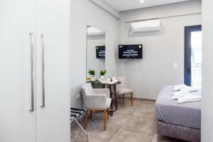 Elegant Rooms Athens