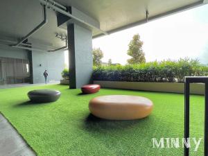 Netizen near MRT Couple Balcony Suite #31