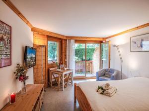 Apartment Résidence Bristol 12b by Interhome