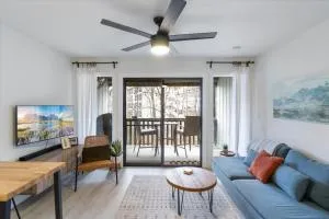 Sunshine Villa - Lakeside Pool - Four Seasons