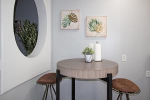 Boho 1-Bedroom Apt 15 Min to Manhattan