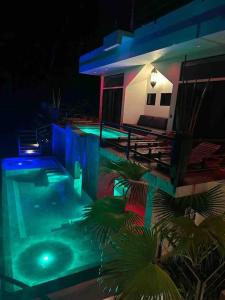 Bali Villa Jungle Paradise - Uvita