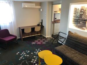 Hotels Brit Hotel Caen Nord - Memorial : photos des chambres