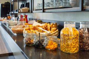 Hotels Brit Hotel Caen Nord - Memorial : photos des chambres