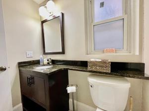 Beautiful 3BR 3BA Duplex parking Best Location Boston