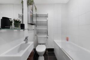 Charming Crouch Hill by MoreThanStays