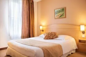 Brit Hotel Châteaudun - 克莱克城