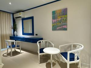 Jomtien Beachfront Apartment