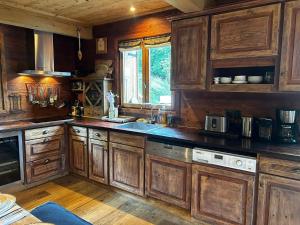 Chalets Sycamore Alpine Retreat - 5 mins from the slopes : photos des chambres