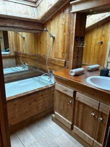 Chalets Sycamore Alpine Retreat - 5 mins from the slopes : photos des chambres