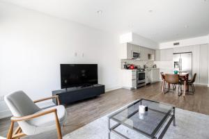 Fairfax 2BR w WD in unit nr W Hollywood LAX-140